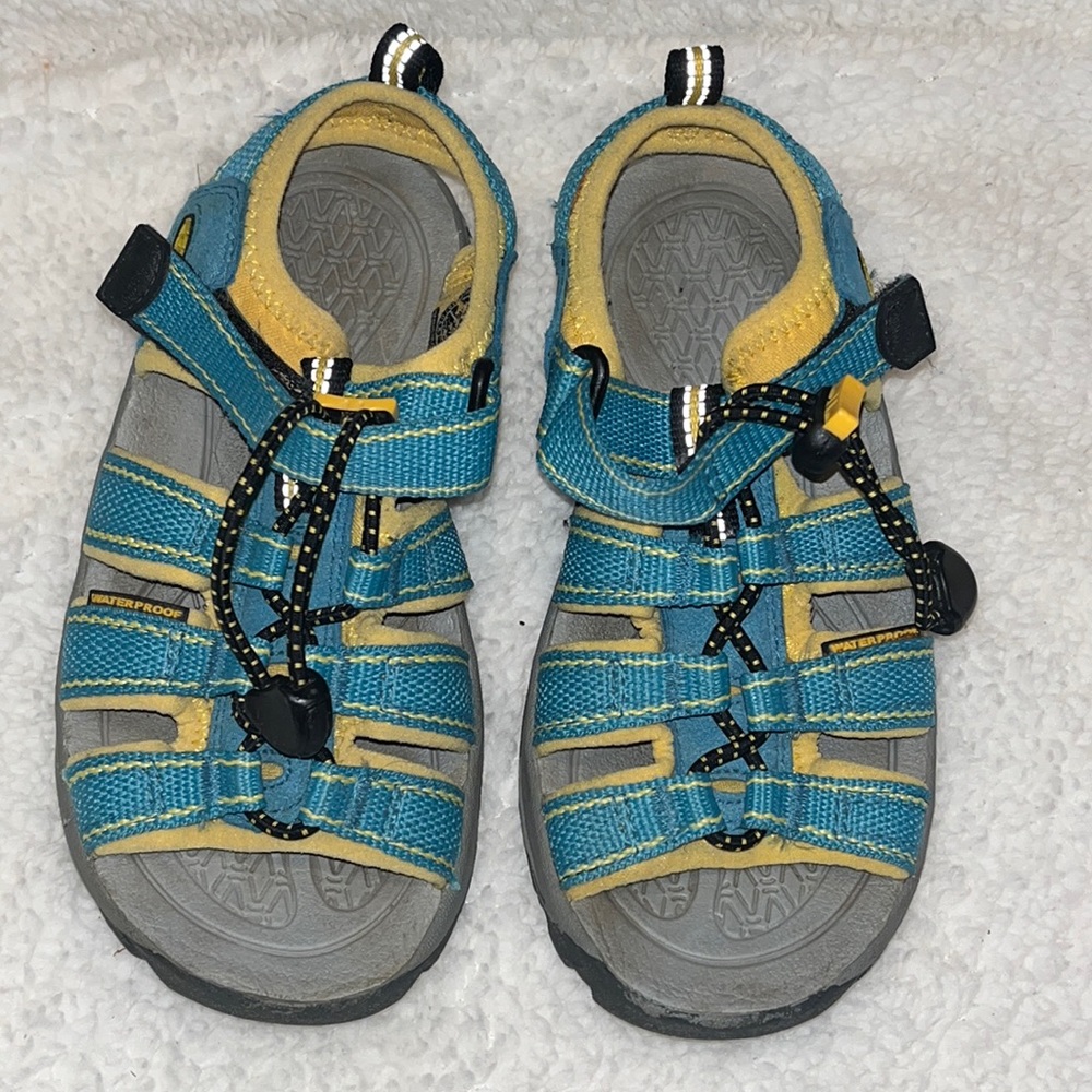 Keen Newport H2 Waterproof Sandals Little Kids Size 12 Green
